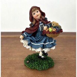 Yesterdays Child #35012 Megan As Little Red Riding‎ Hood Going To Grandmas 2006